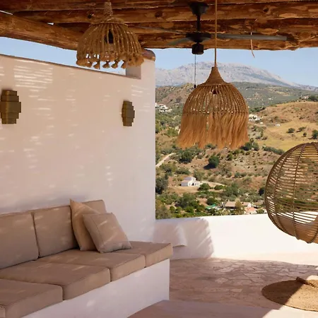 With Mountain Views In La Axarquia Dom wakacyjny *