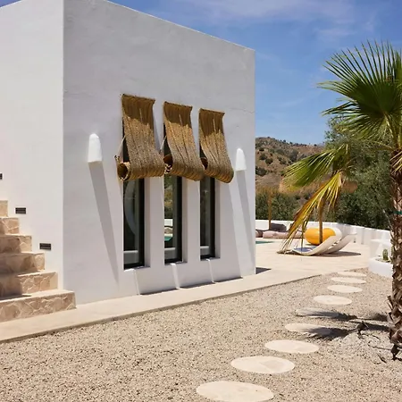 Dom wakacyjny With Mountain Views In La Axarquia *