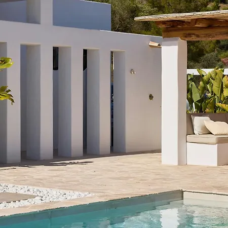 With Mountain Views In La Axarquia *